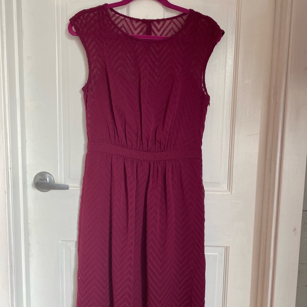 Great summer dress in raspberry color in size 6
